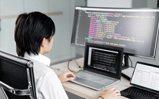 南京 ,php声明和调用变量的符号是什么？